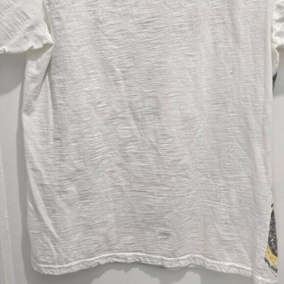 Disney Store Ladies Mickey & Minnie Mouse Kiss White Tee L - Picture 13 of 13